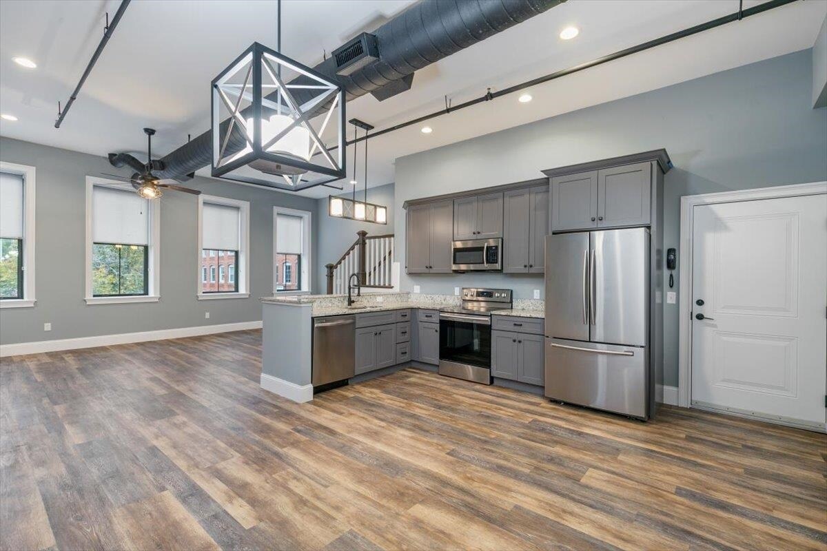 Foto principal - 122 Washington St