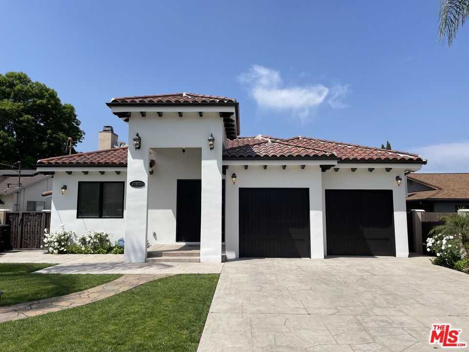 Primary Photo - 22953 W Oxnard St