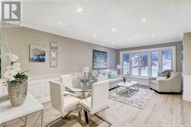 Photo du bâtiment - 129 Waverly St S