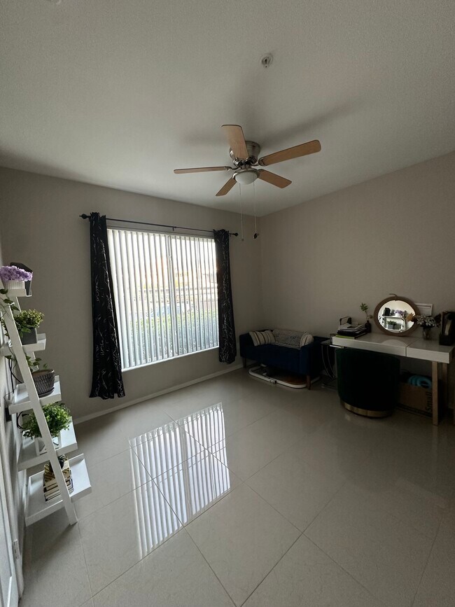 Foto del edificio - 7123 S Durango Dr