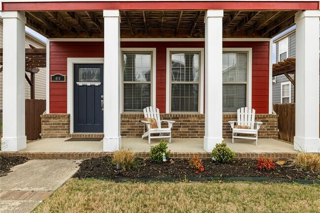 Building Photo - 614 N Keats Dr
