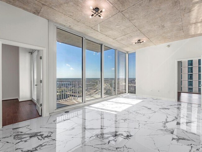 Foto del edificio - 5925 Almeda Rd