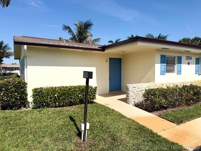 Building Photo - 2854 Crosley Dr E