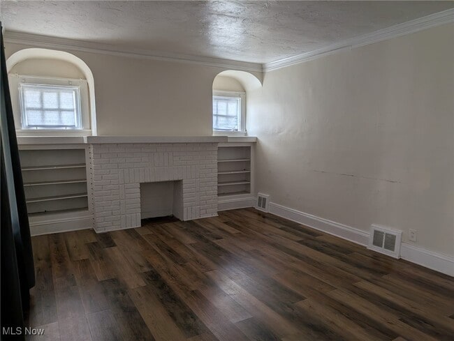 Building Photo - 924 Helmsdale Rd