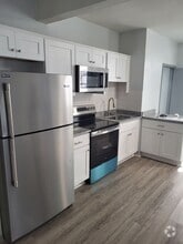 Building Photo - 112 W 38th St