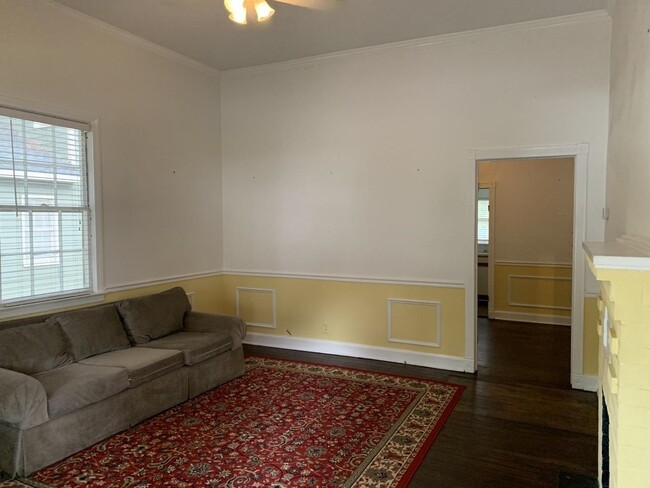 Building Photo - 1208 Atlantic Dr NW