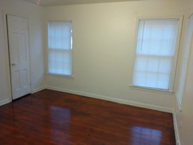 Foto del edificio - 3410 Brook Cir