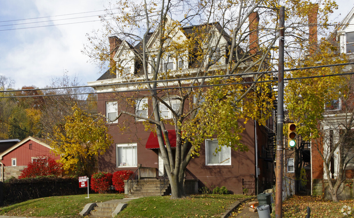 Building Photo - 425 N Negley Ave