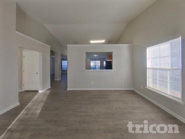 Foto del edificio - 5243 Moonlight Trail SW