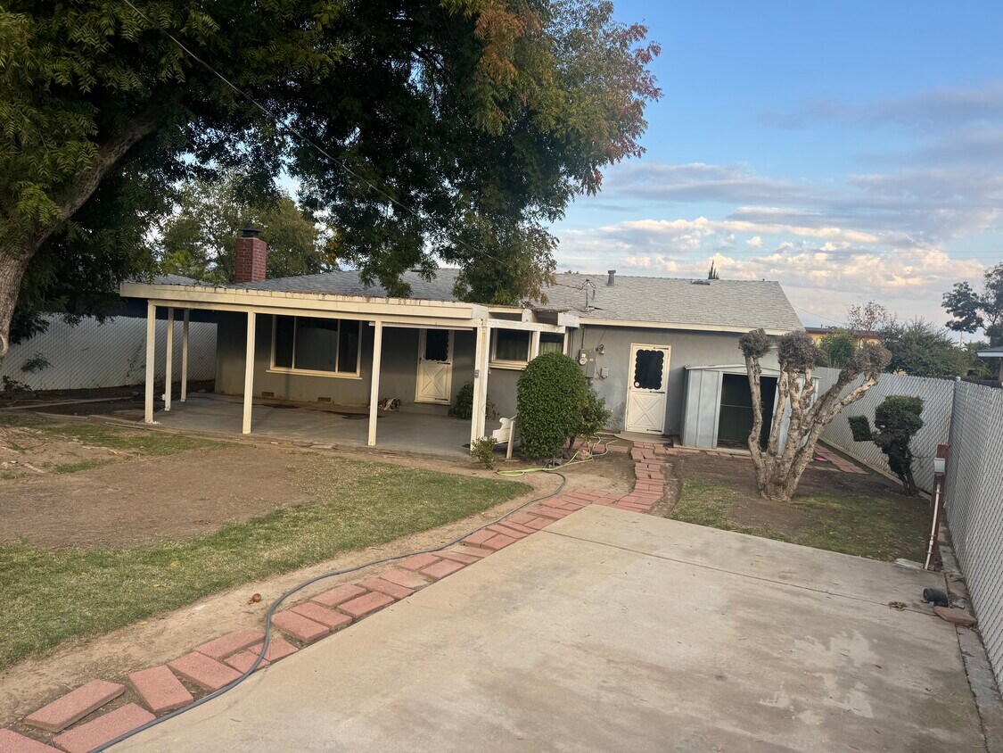 Foto principal - 1431 Hoag Ave