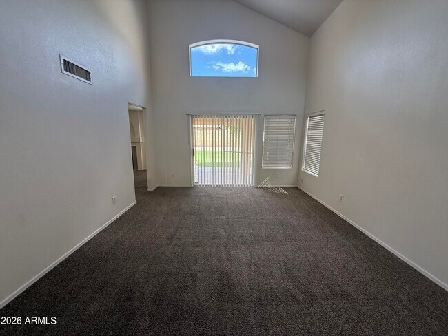 Foto del edificio - 4628 E Danbury Rd