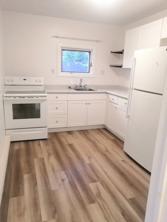 Primary Photo - 56 West St