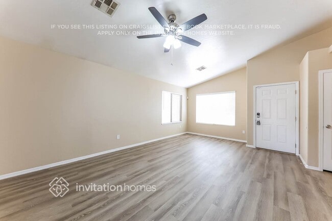 Building Photo - 20850 N 7th Pl