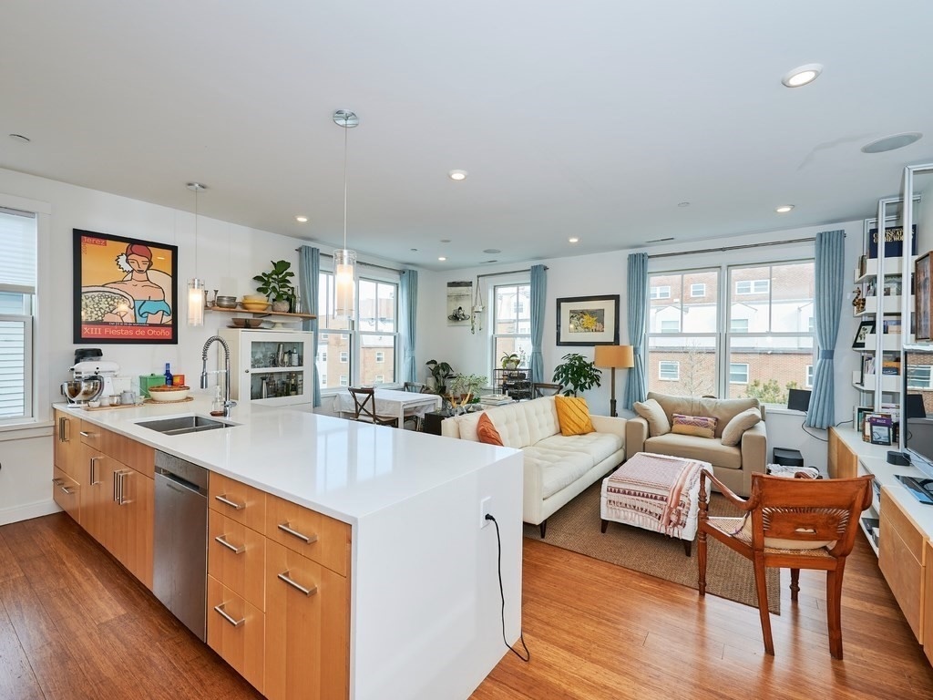 Foto principal - 290 Highland Ave
