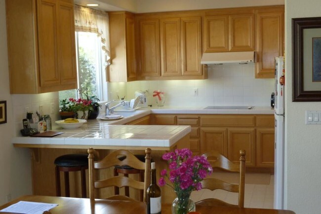 Building Photo - 1641 Via Fortuna