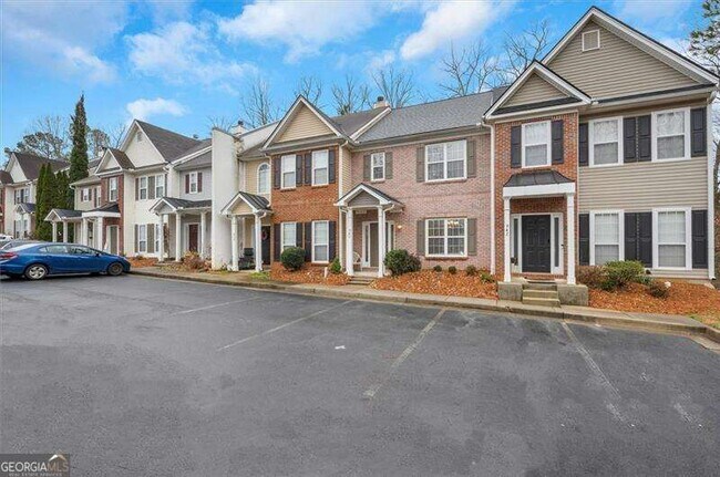 Foto del edificio - 940 Tree Creek Blvd