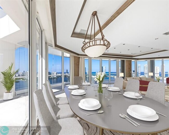 Foto del edificio - 7000 Island Blvd