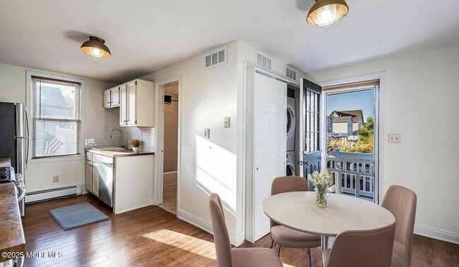 Building Photo - 8 Central Avenue