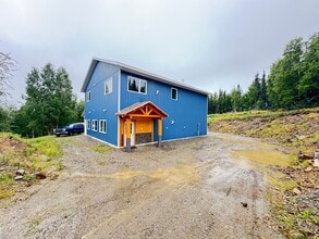 Building Photo - 5965 Haystack Dr