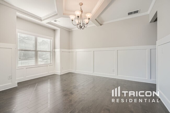 Building Photo - 2906 Cove View Ct SE
