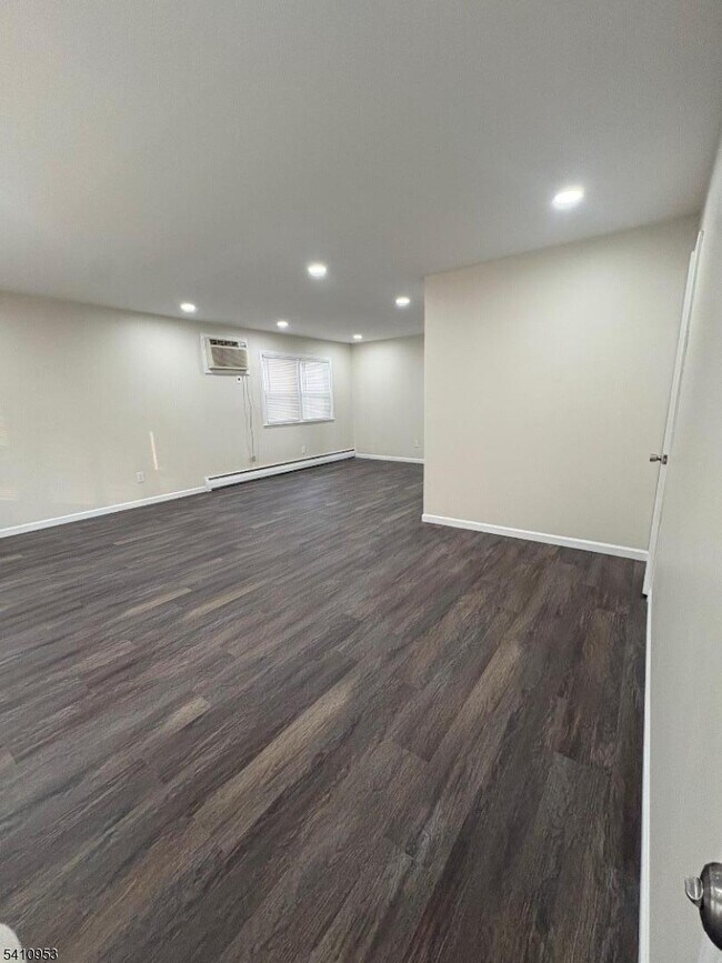 Foto del edificio - 128 Floyd St