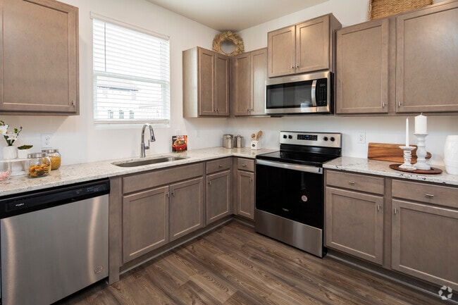 4BR , 2,5BA - Cocina de 2.066SF - Parallel 36 @ Liberty | Homes for Rent