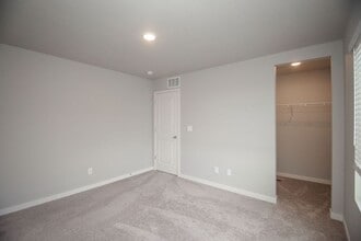 Building Photo - 720 Oregon Trail