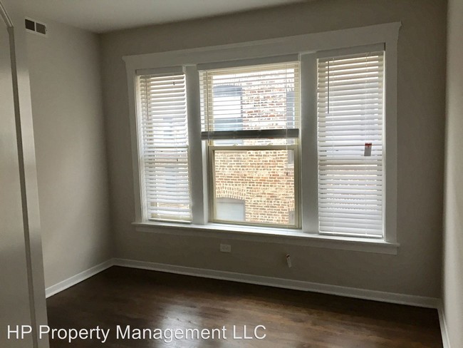 Building Photo - 5235 S Drexel Ave