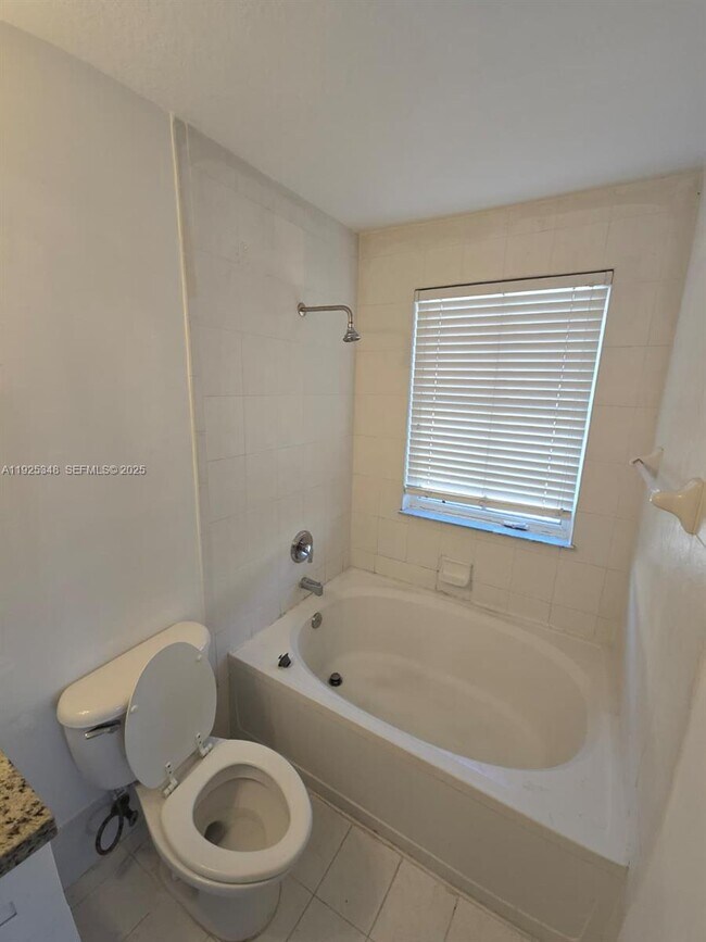 Foto del edificio - 4415 SW 160th Ave