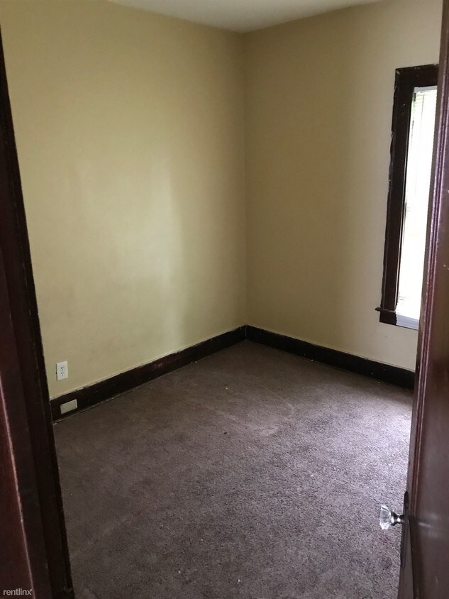 Foto principal - 2 br, 1 bath Flat - 2912 Whitney St