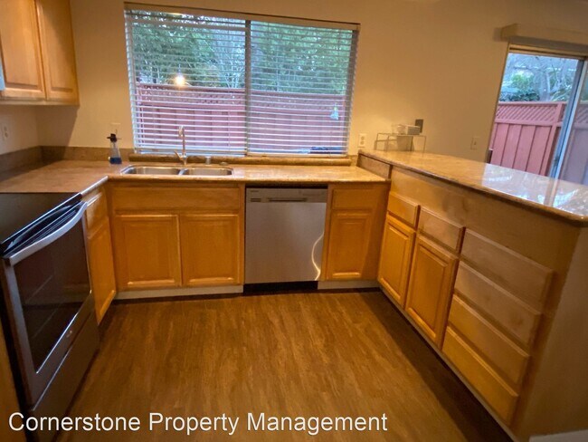 Building Photo - 3 br, 2.5 bath House - 1034 Polk Ln
