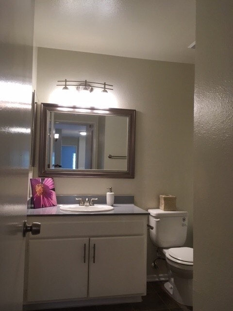 Foto del edificio - 4432 Coldwater Canyon Ave