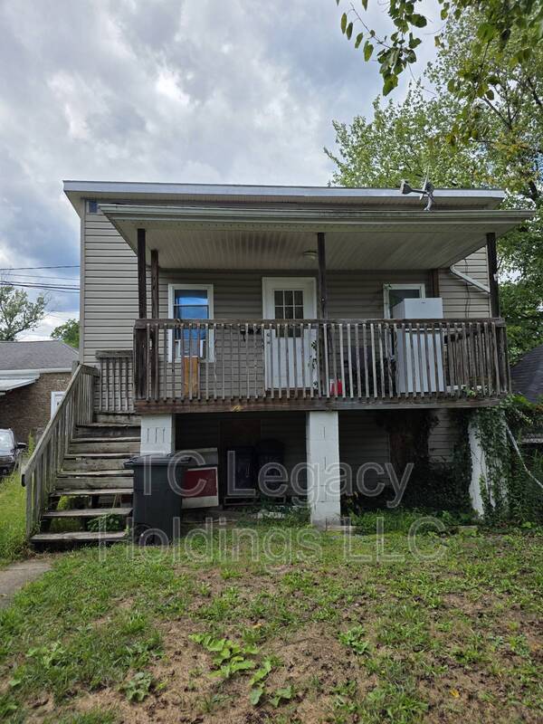 Foto principal - 419 1/2 Walnut Ave