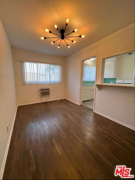 Foto principal - 1433 Hayworth Ave