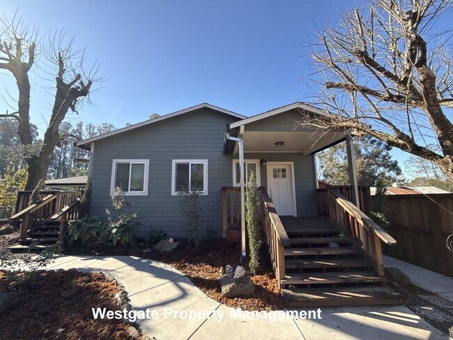 Foto del edificio - 2249 Bodega Ave