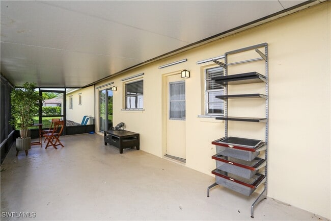 Building Photo - 698 107th Ave N