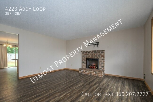 Foto del edificio - 4223 Addy Loop