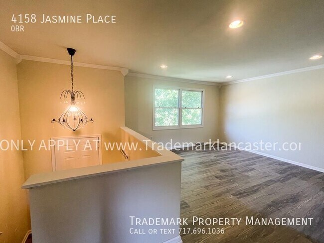 Foto del edificio - 4158 Jasmine Pl