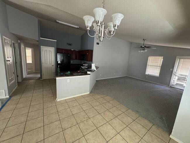 Foto del edificio - Charming smart 3BR House in El Paso with S...