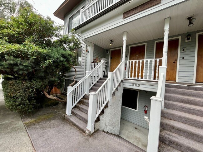 Building Photo - NOB HILL TERRACE APARTMENTS
