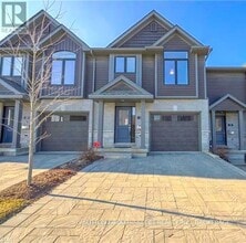 Building Photo - 1110 Meadowlark Ridge