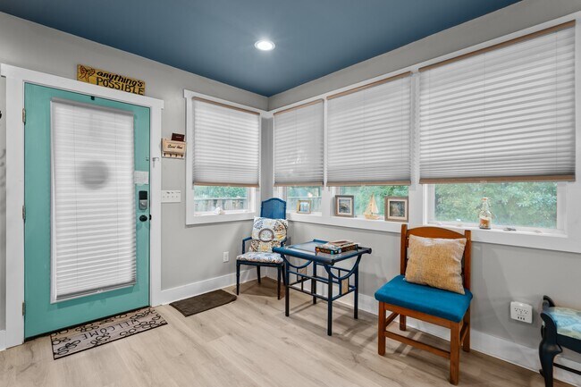 Foto del edificio - 2585 Fairway Dr SW