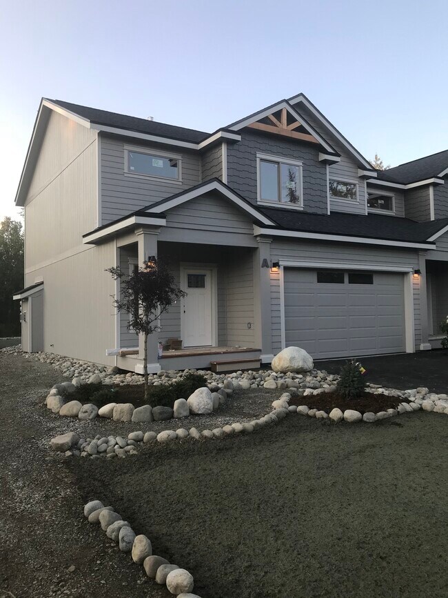 Building Photo - 5701 E Porcupine Ave