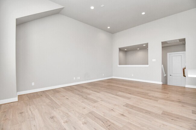 Foto del edificio - 1105 Olivier Ln