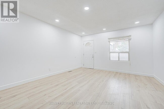 Building Photo - 184 Cedric Ave