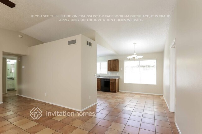 Foto del edificio - 630 E Jensen St