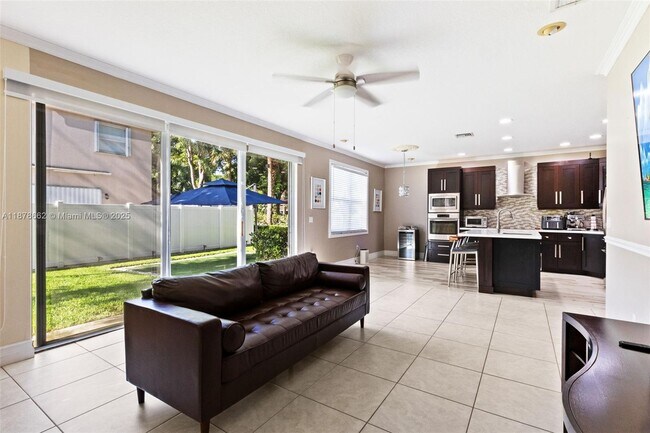 Foto del edificio - 15816 SW 48th Manor