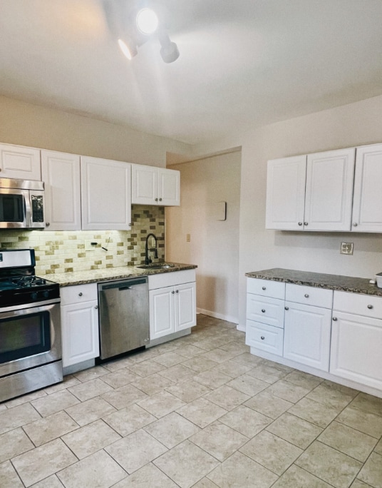 Building Photo - 1400 Commonwealth Ave