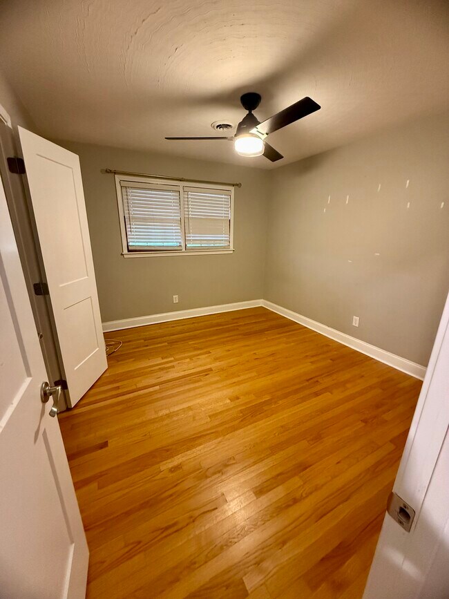 Building Photo - 2510 Catherine St