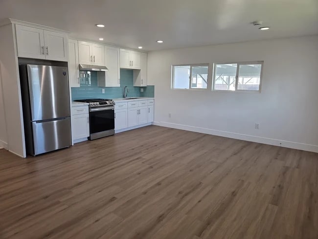 Foto del edificio - 1117 Meeker Ave